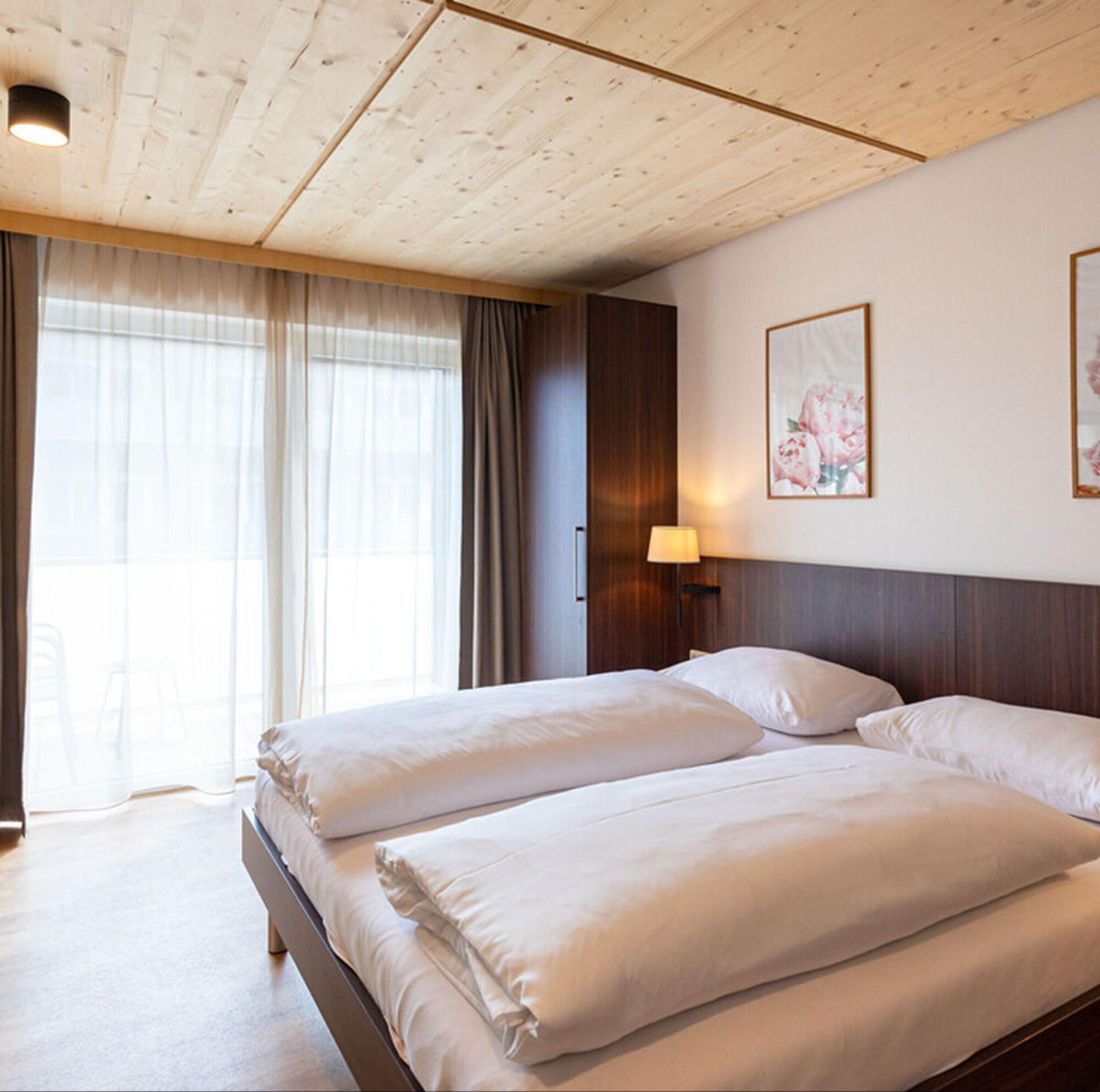 Educare Hotel Treffen Kültér fotó