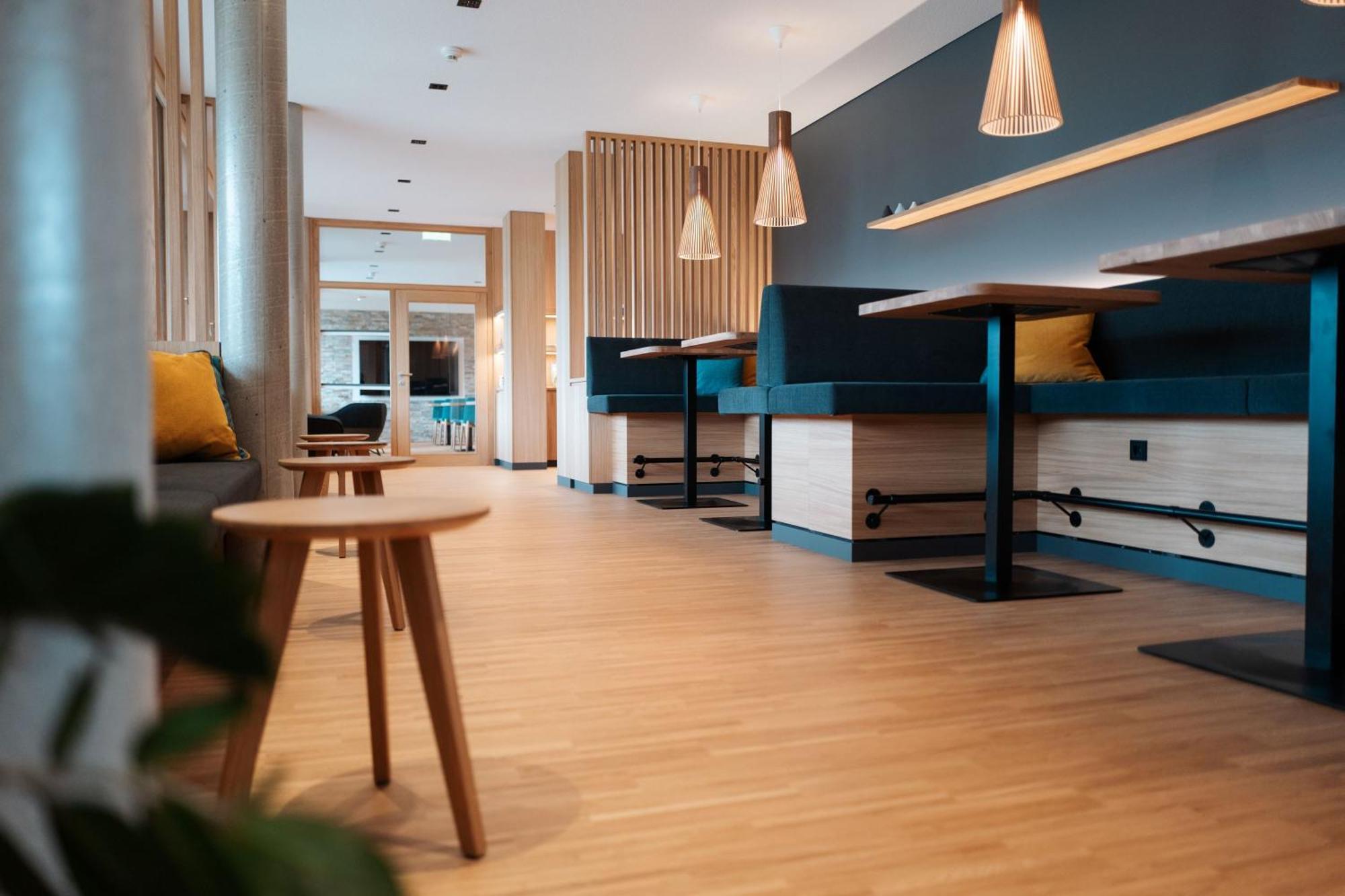 Educare Hotel Treffen Kültér fotó