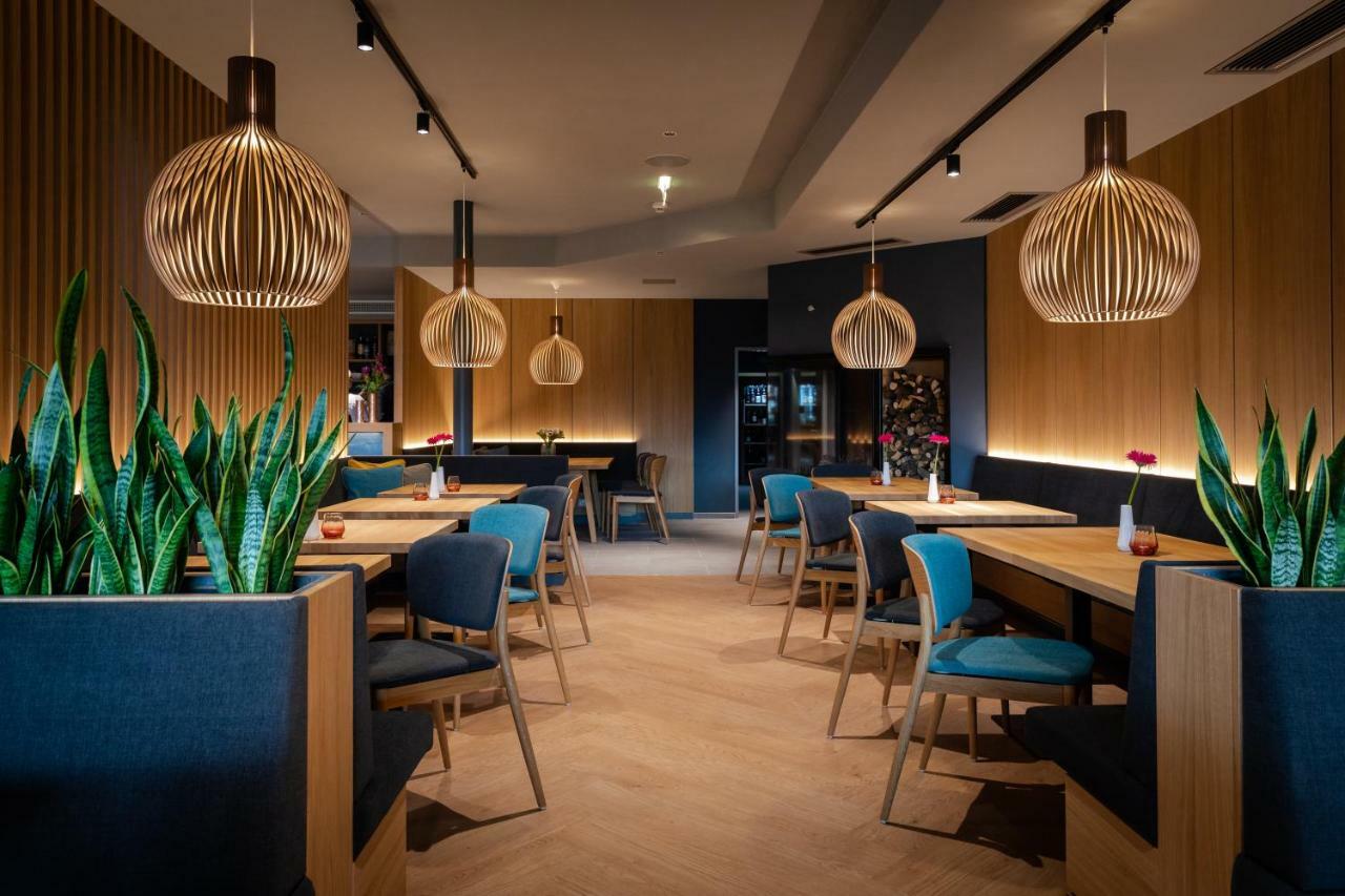 Educare Hotel Treffen Kültér fotó